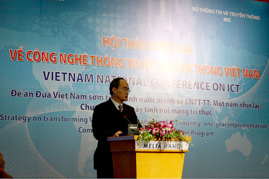 Phó Thủ tướng Nguyễn Thiện Nhân, Trưởng ban Chỉ đạo quốc gia về CNTT phát biểu chỉ đạo tại Hội thảo