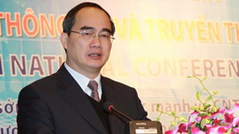 Phó Thủ tướng Nguyễn Thiện Nhân phát biểu tại Hội thảo. Ảnh: Minh Tú