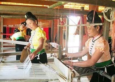 Nghề dệt thủ công truyền thống của đồng bào dân tộc thái Tỉnh Điện Biên (nguồn: internet)