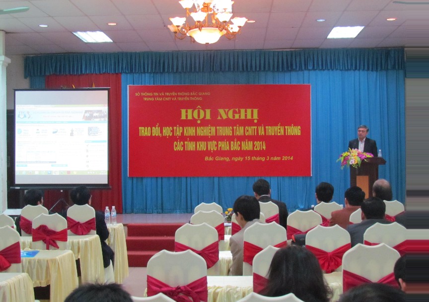 ( đồng chí: Nguyễn Minh Hồng, Thứ trưởng Bộ Thông tin và Truyền thông phát biểu chỉ đạo Hội nghị. Ảnh: Trọng Nghĩa)