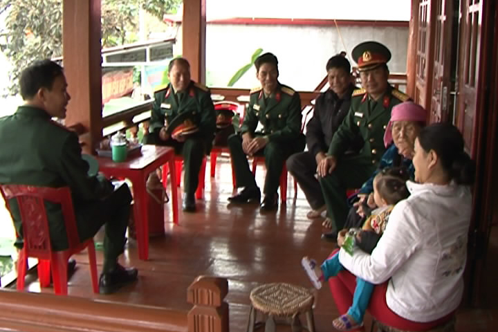 Một buổi tuyên truyền chủ trương đường lối của Đảng, chính sách pháp luật của Nhà nước của cán bộ, chiến sỹ  Ban Chỉ huy Quân sự huyện Mường Chà