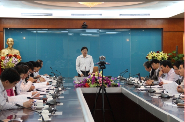 Bộ trưởng Nguyễn Bắc Son, Trưởng Ban soạn thảo phát biểu kết luận phiên họp.