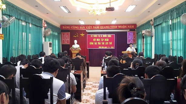 Đ/c Nguyễn Hùng Cường-Phó Giám đốc Sở phát biểu khai mạc hội nghị.