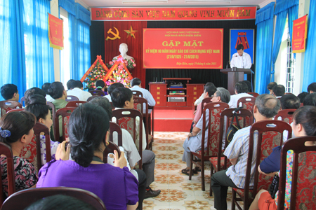 Buổi gặp mặt nhân kỷ niệm 90 năm Ngày Báo chí cách mạng Việt Nam tỉnh Điện Biên.