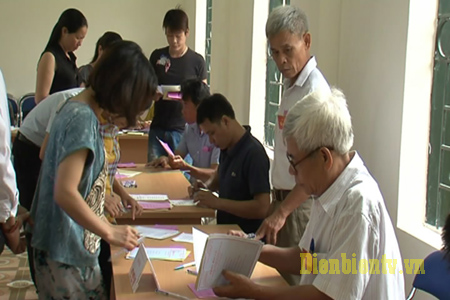 Thành phố Điện Biên Phủ có 23 đơn vị bỏ phiếu đã hoàn thành 100% số cử tri đi bỏ phiếu.
