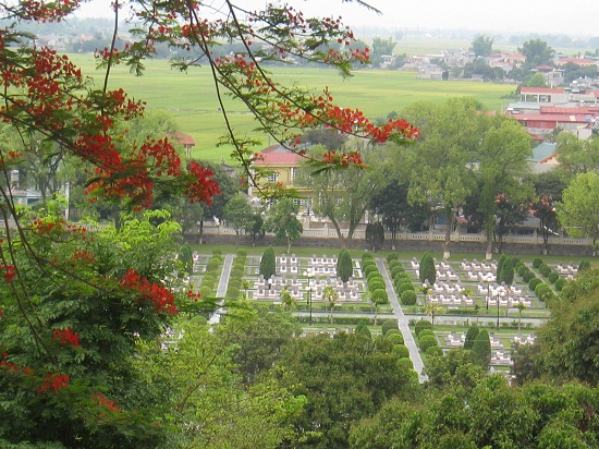 Nghĩa trang liệt sĩ A1 – Điện Biên, đời đời nhớ ơn các anh hùng liệt sĩ.