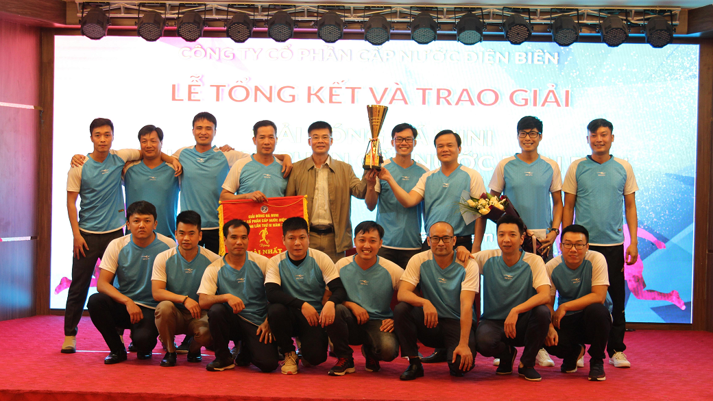 Lễ tổng kết và trao giải Giải bóng đá mini Công ty cổ phần cấp nước Điện Biên mở rộng năm 2020